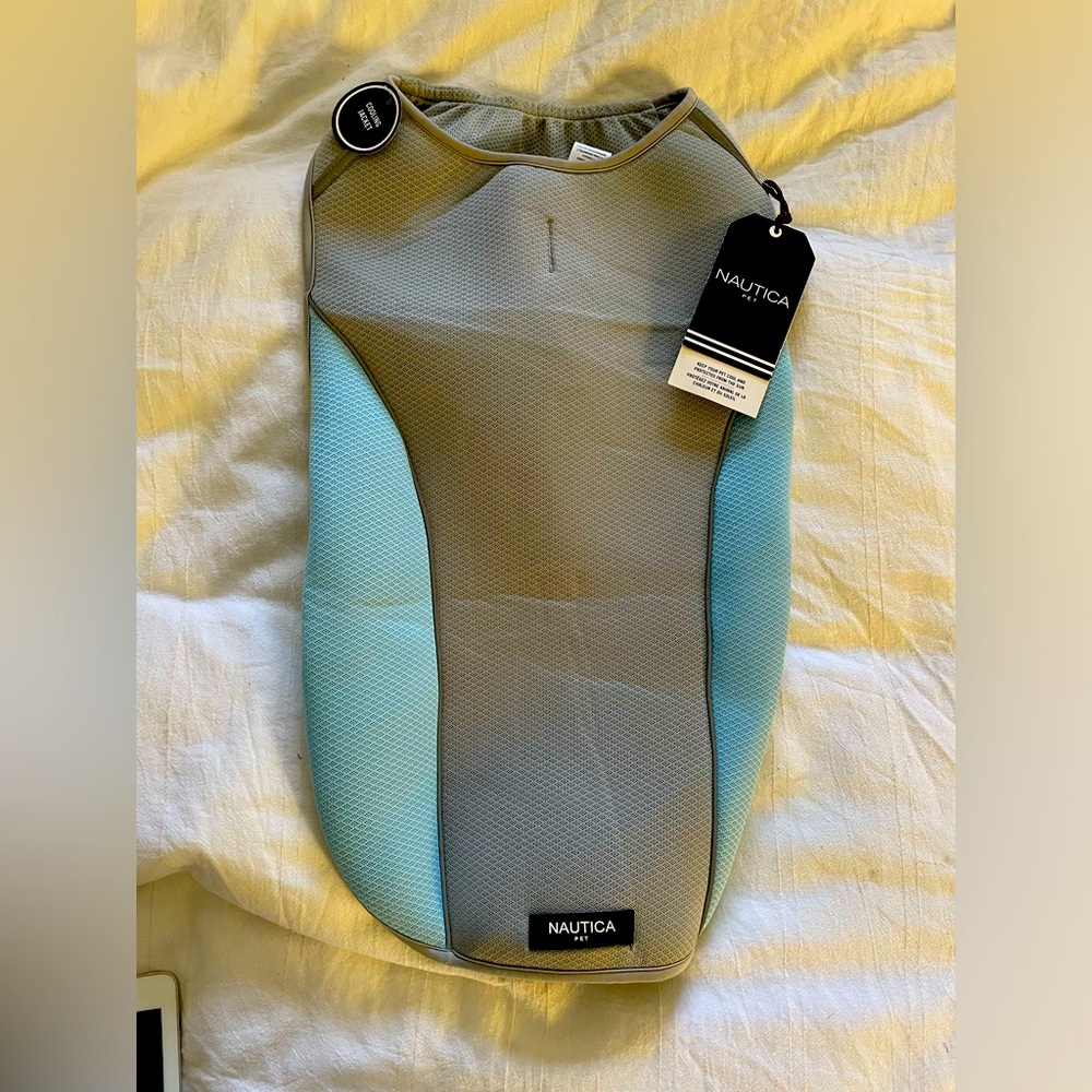 XL Nautica Pet cooling jacket for your dog